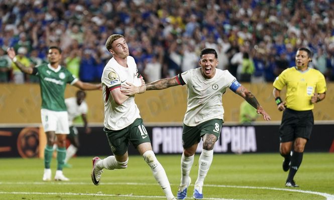 Cole Palmer y Enzo Fernández