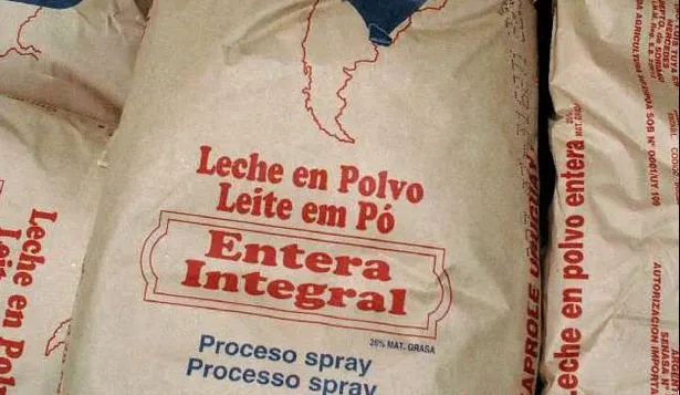 Leche en polvo, el principal producto lácteo exportado desde Uruguay.
