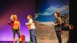 Diana Peñalver y Carmen Conesa en la comedia “Paso a paso”