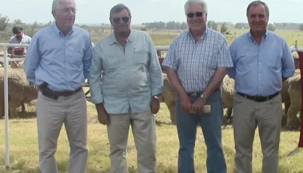 Romualdo Rodríguez, Sergio Evia, Juan Carlos Martínez y Juan Luis De Barbieri