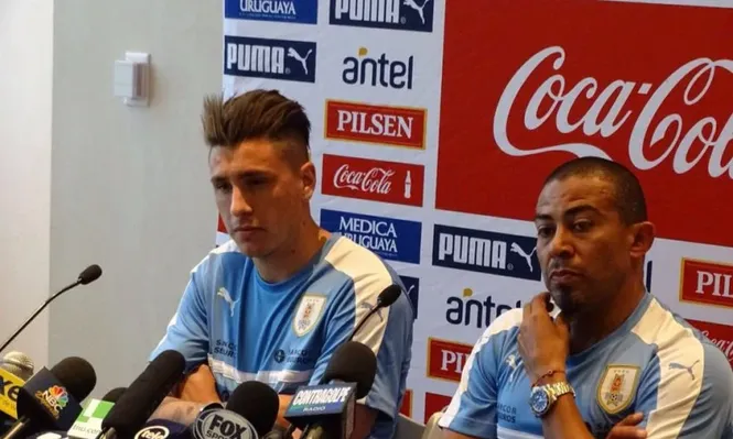 José María Giménez y Egidio Arévalo Rios en conferencia