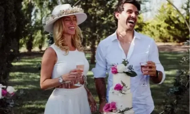 Nicole y su esposo en la estancia de Exaltación de la Cruz, provincia de Buenos Aires.