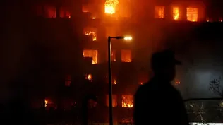 Edificio incendiado en Valencia