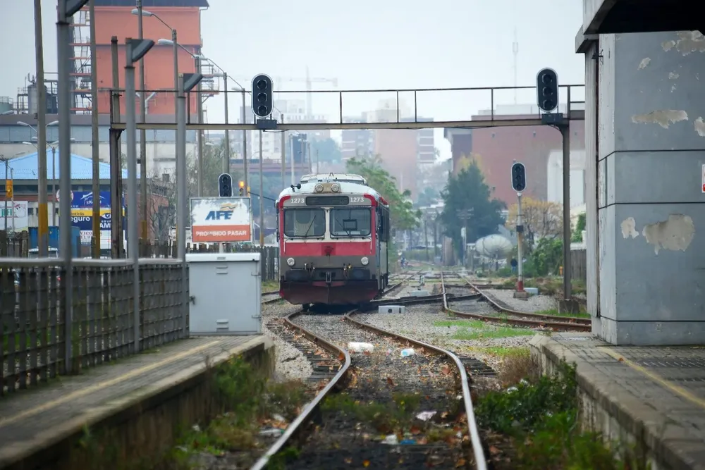 10-Ultimo-tren-DB.webp