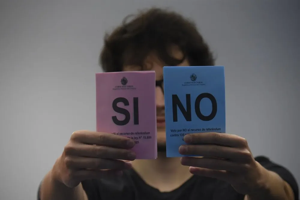 Los uruguayos definirán este domingo sobre el futuro de 135 artículos de la LUC.