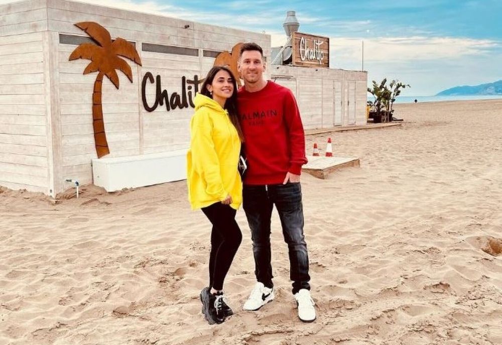 Lionel Messi y Antonella Rocuzzo, dos fans de Chalito.