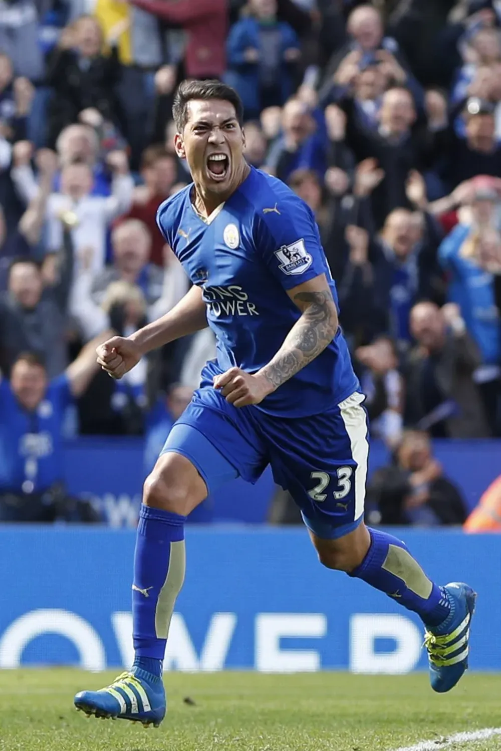 El argentino Ulloa celebra en la hora la igualdad para Leicester