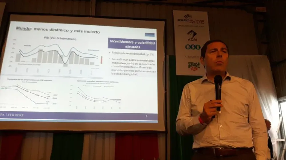 Oddone dijo una charla organizada por el Grupo Macció en la Expoactiva