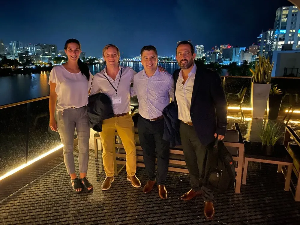 Isbel continúa en el camino para fortalecer sus capacidades en el Caribe y ampliar su abanico de servicios