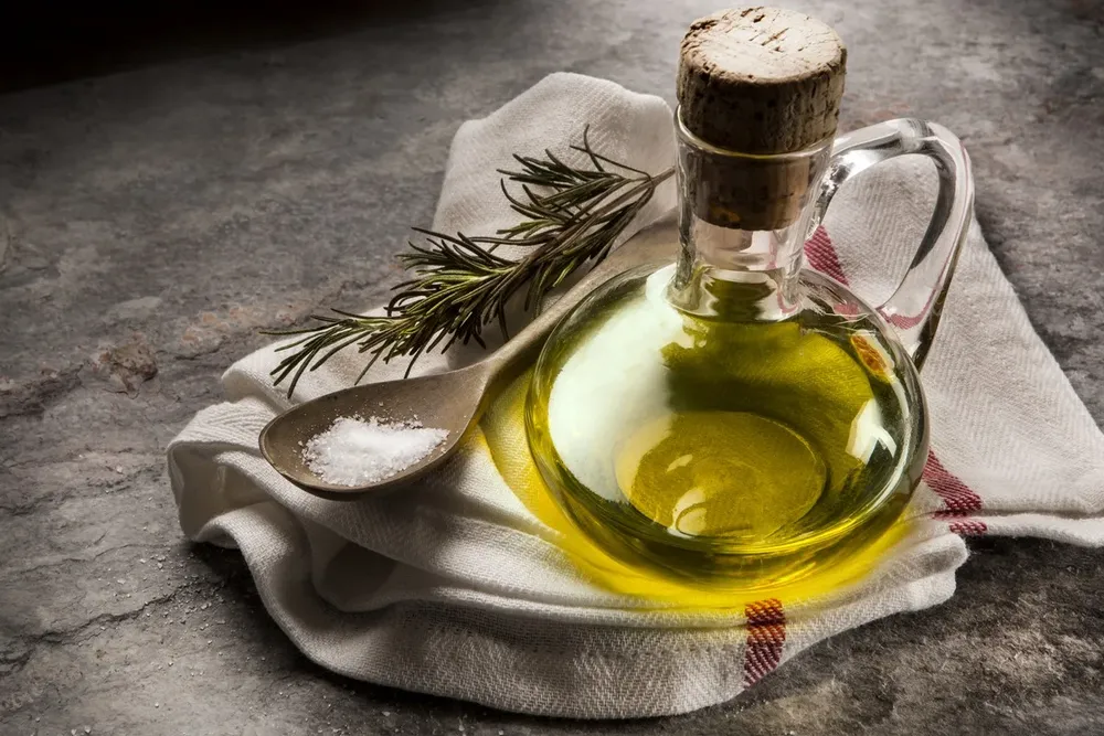 El aceite de oliva y el azúcar, los dos productos que más subieron de precio el último año.