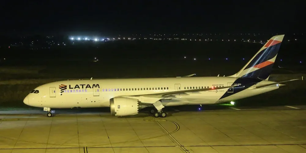 El vuelo que salía a Miami esta madrugada