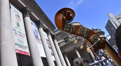 por que la imm suspendio espectaculos de elencos municipales y no los privados