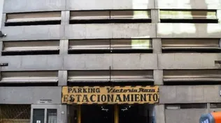Frente del edificio donde se localizan las cocheras que rematará Assad Hajjoul