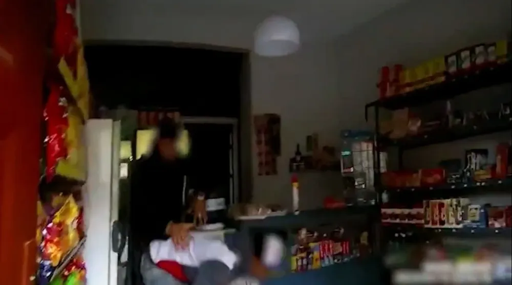 Allanamiento de almacén que funcionaba como venta de drogas a metros de la sede del Frente Amplio