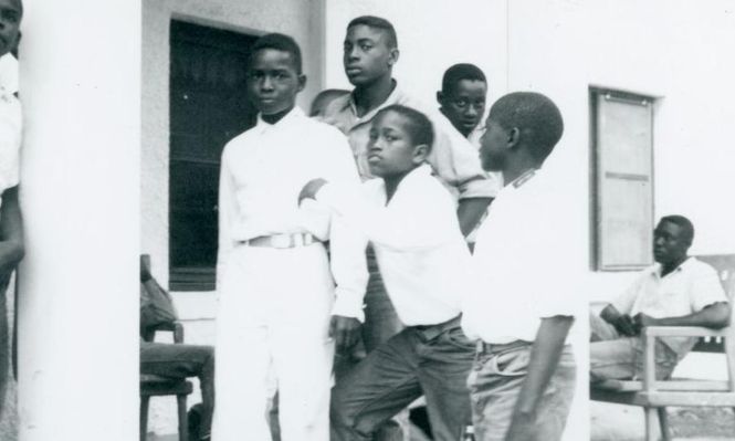 Imagen de un grupo de internos de la escuela Dozier.