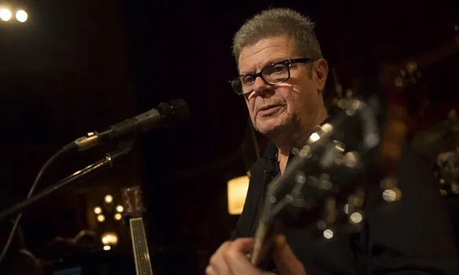 Santaolalla y su repaso arbitrario de canciones