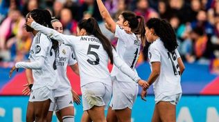 El Real Madrid femenino hace historia y derrota al Barcelona por primera vez