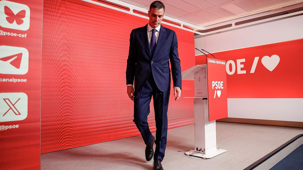 Pedro Sánchez deja la Secretaria General del PSOE.
