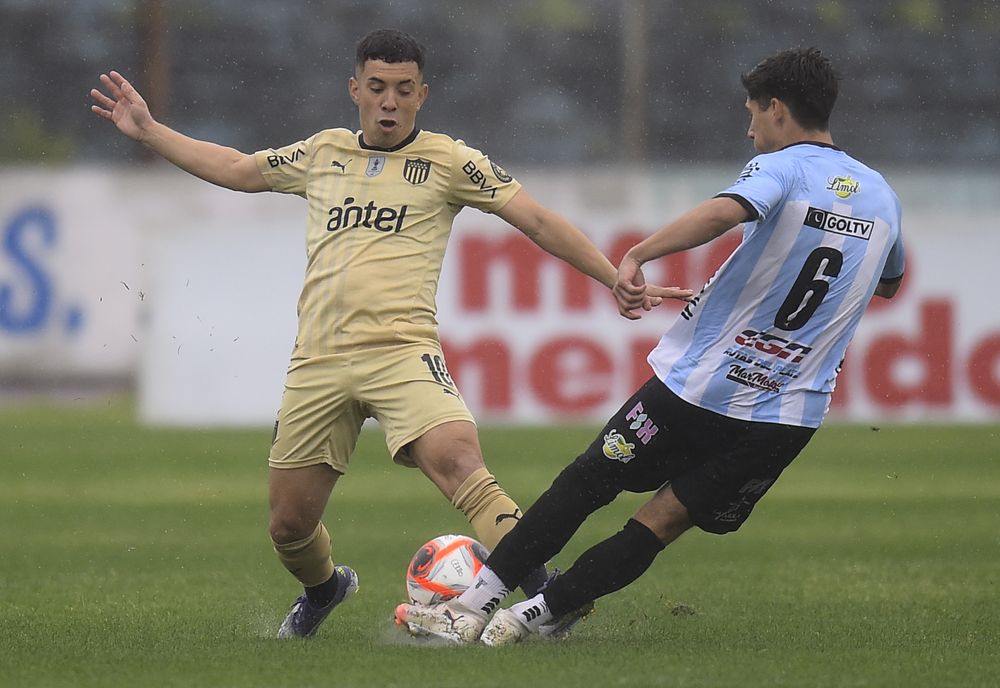 En el último partido entre ambos Cerro venció 2-0 a Peñarol