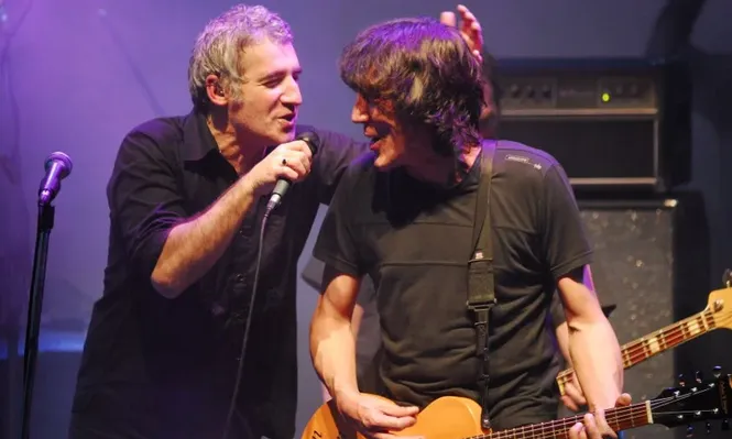 Con su disco Canción de cuna para vidas en jauría (2007), giraron por todo el país y agotaron cinco shows en el Cine Plaza.