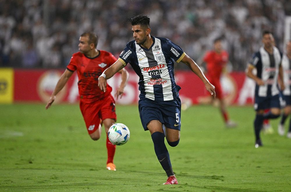 Carlos Zambrano, uno de los denunciados