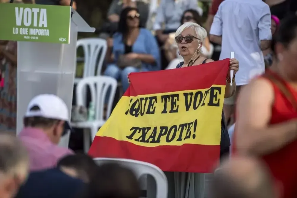 El lema ¡Que te vote Txapote! Que se popularizó entre los votantes de la derecha.