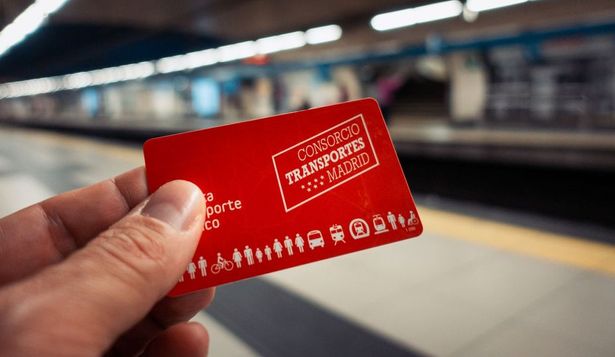 El truco para mantener los descuentos del 60% en las tarifas del transporte público en Madrid.&nbsp;
