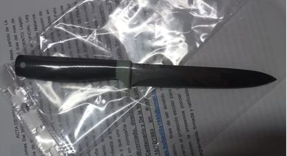 discutio con un companero y lo ataco a cuchillazos en plena clase en una escuela de la matanza