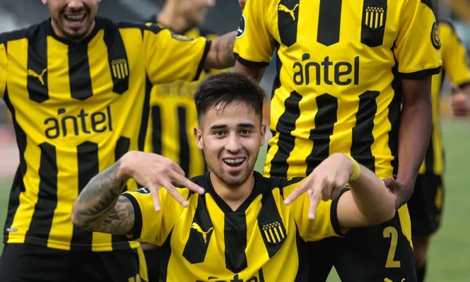 Óscar Cruz