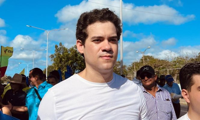 Andrés Villavicencio es uno de los más de 90.000 testigos electorales de la oposición en Venezuela.