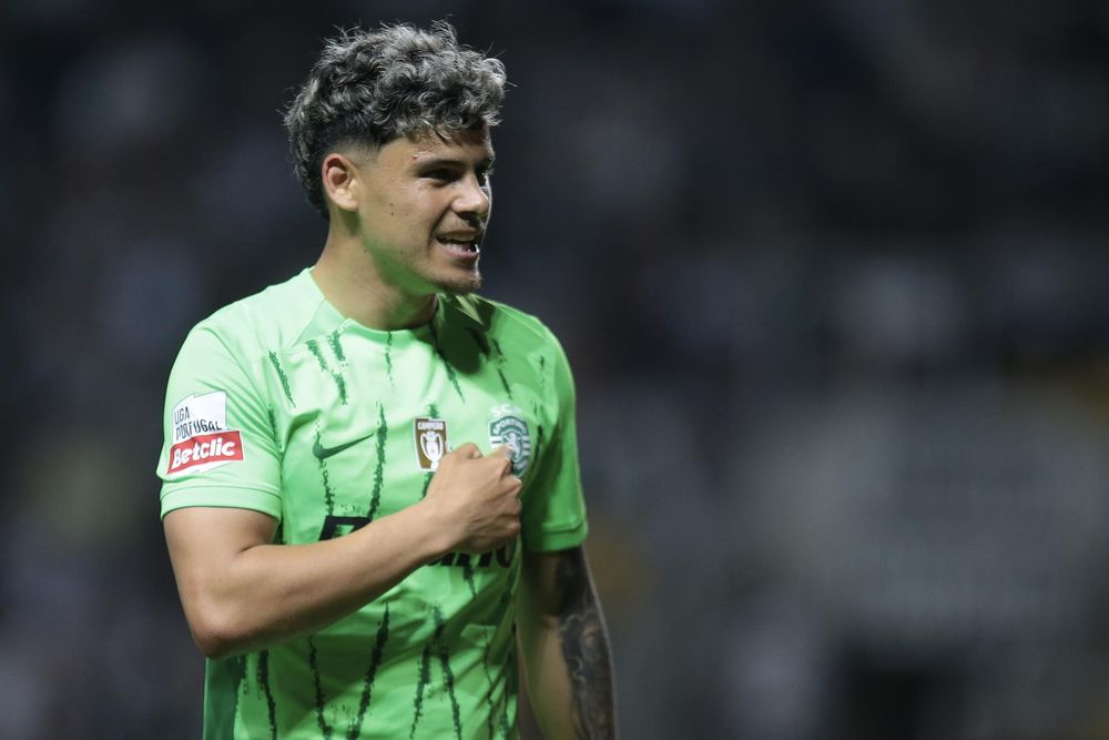 Maxi Araújo celebra su gol