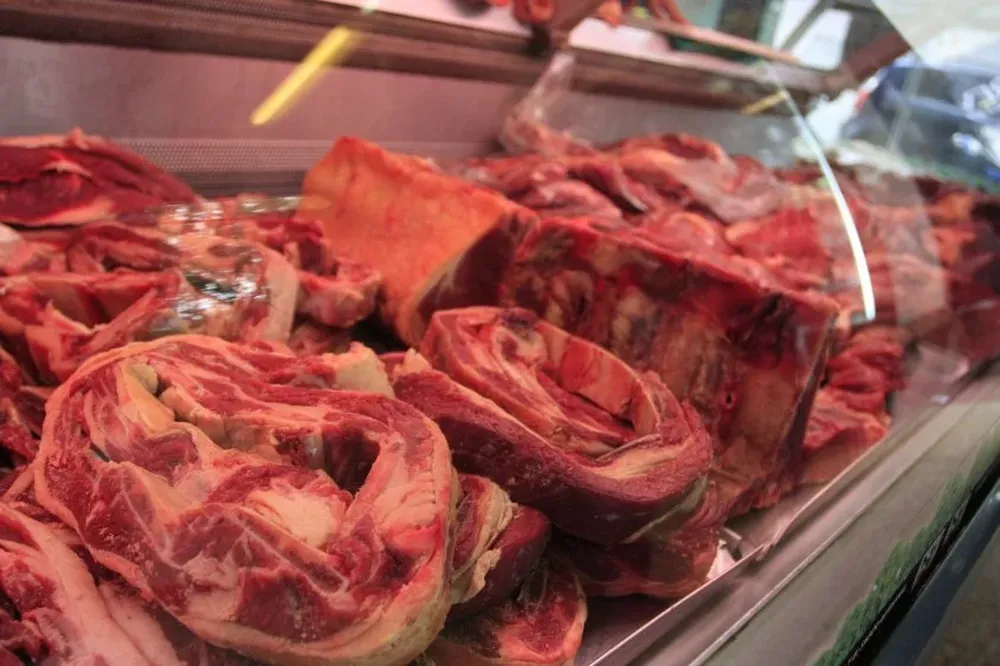 Baja en el precio de los ganados determinó el ajuste a la baja en los precios de la carne