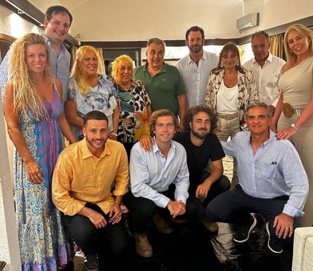 mesa de diálogo2.jpg