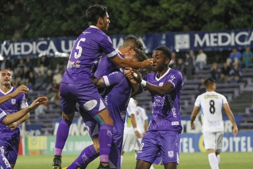 El festejo del gol de Romero