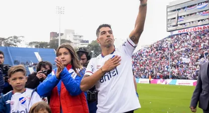 El saludo de Luis Suárez a los hinchas de Nacional: sus hijos, orgullosos