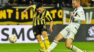 Leonardo Fernández de Peñarol, ante The Strongest por la Copa Libertadores