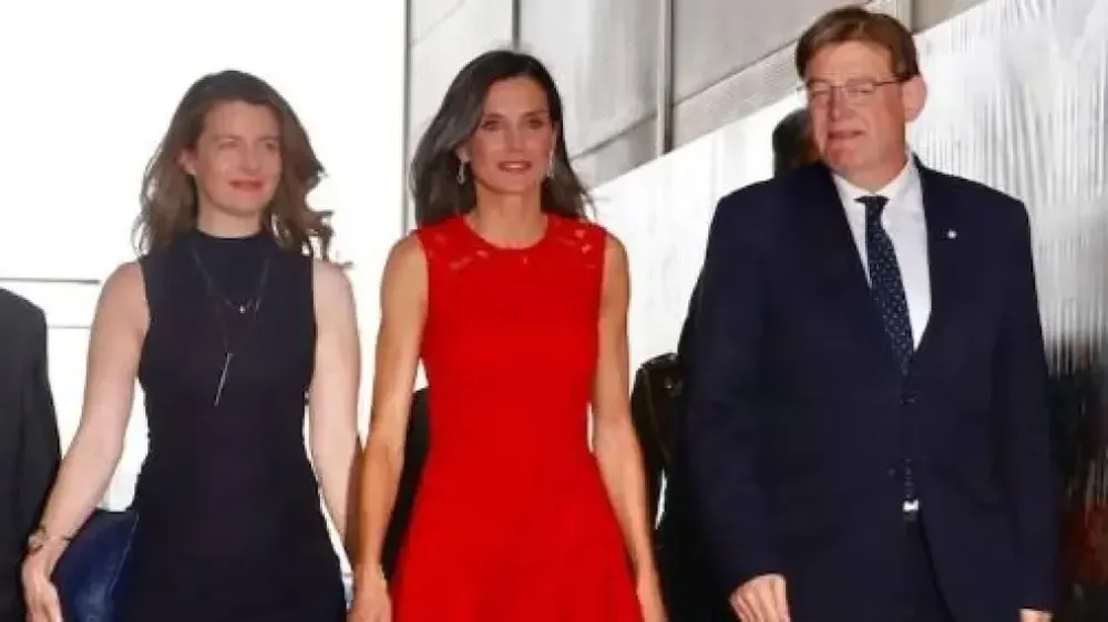 La reina Letizia junto a María Dolores Ocaña