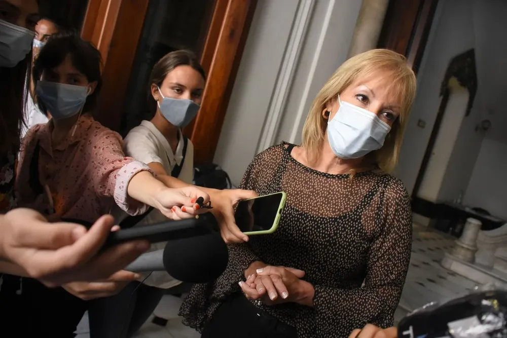 La decisión podrá reverse si Montevideo logra que haya tres días consecutivos con menos de 20 contagios cada 100 mil habitantes