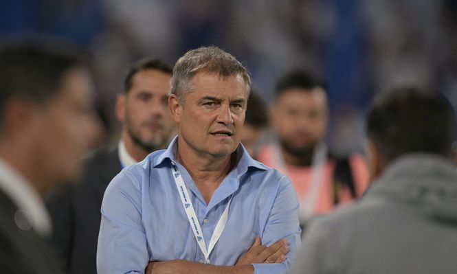 Diego Aguirre de Peñarol ante Vélez Sarsfield por Copa Libertadores