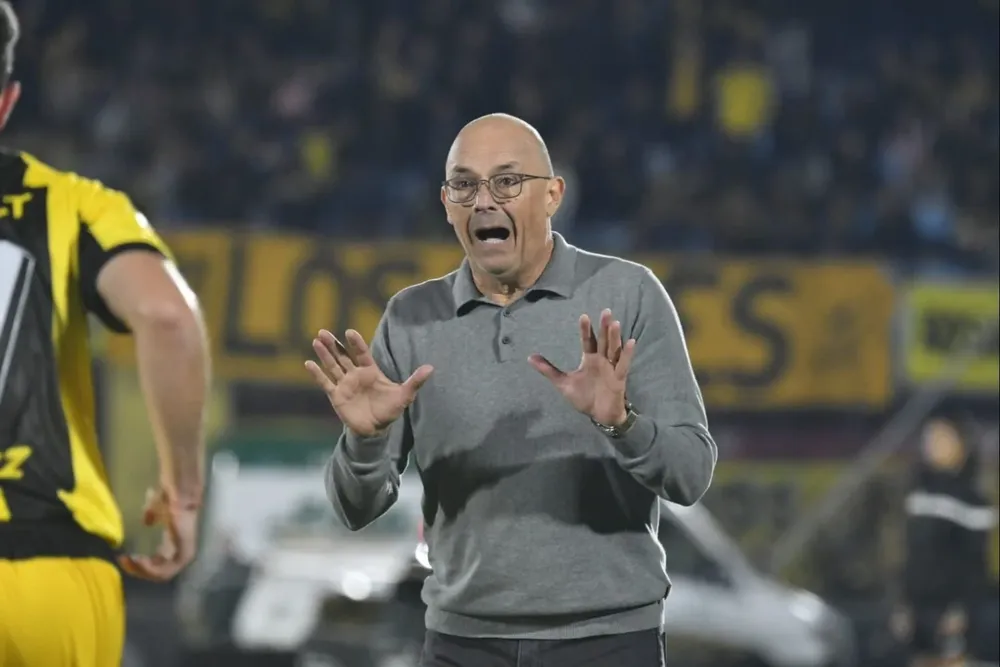 Arias sigue sin encontrar el juego de su equipo