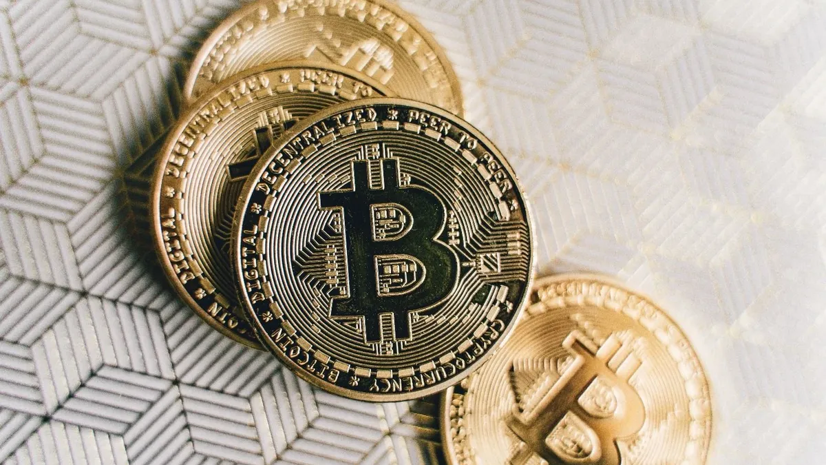 Crece el interés por la compraventa de inmuebles con criptomonedas en  Uruguay