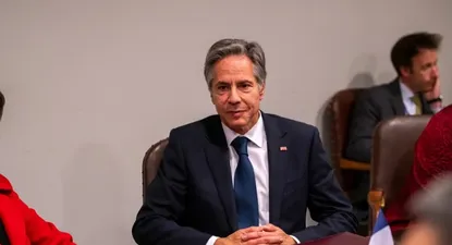 Blinken advirtió a Irán que Washington no busca la guerra pero que responderá “de manera decisiva” a cualquier ataque.