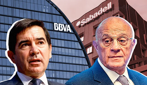 arlos Torres, presidente de BBVA (izquierda) y Josep Oliú, presidente de Banco Sabadell