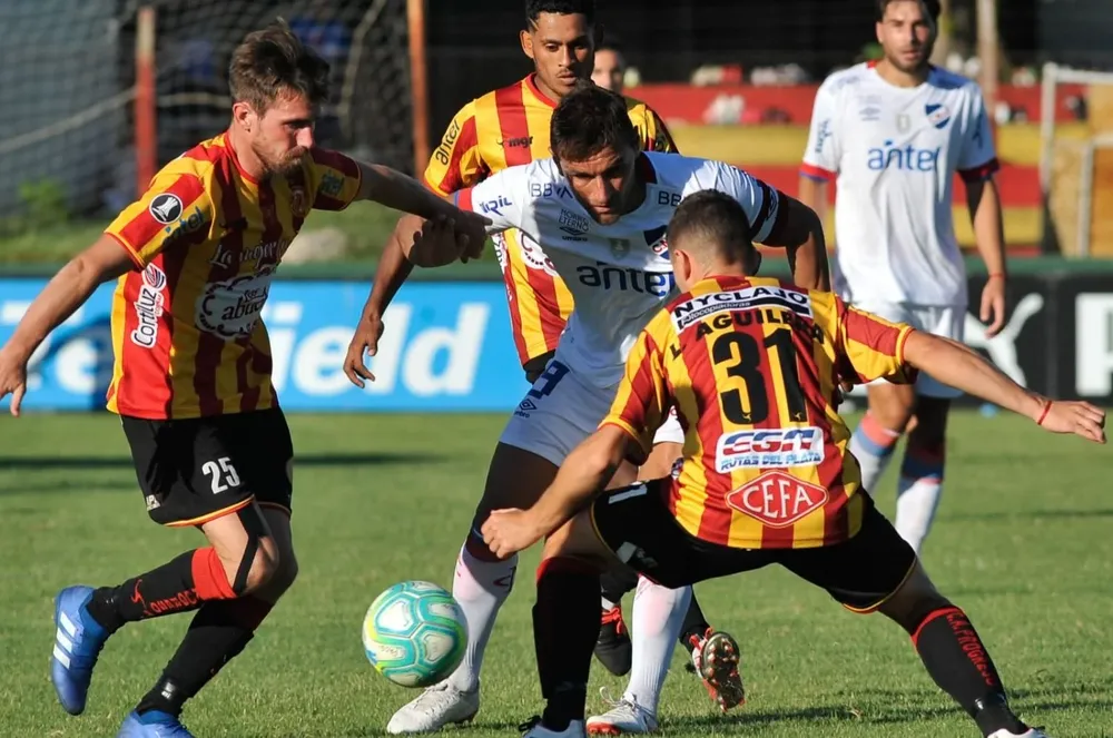 Gonzalo Bergessio jugará de titular ante Progreso