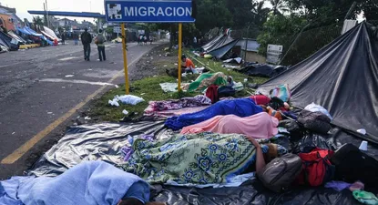 migrantes hondurenos llegan a mexico en su camino hacia estados unidos
