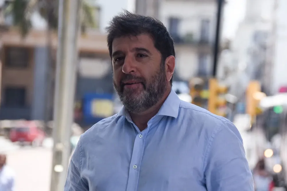 Fernando Pereira asumió como presidente del Frente Amplio este sábado