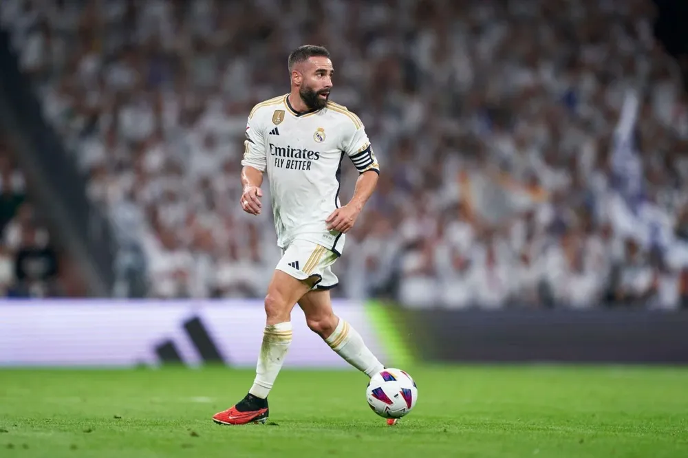 Dani Carvajal es baja por su grave lesión en la rodilla.