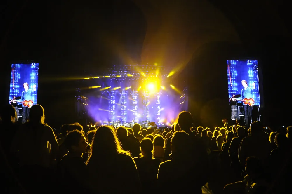 La vista desde el público del primer show de Paul McCartney en Uruguay