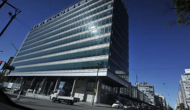 Sede del Banco Hipotecario del Uruguay.