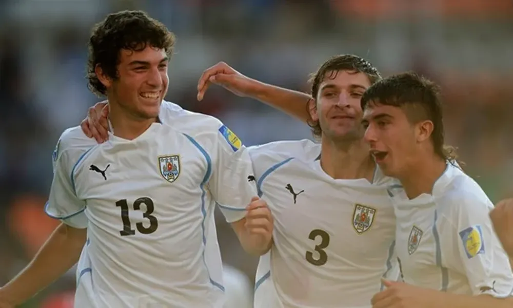 Juan Cruz Mascia, jugando con la selección uruguaya sub 17